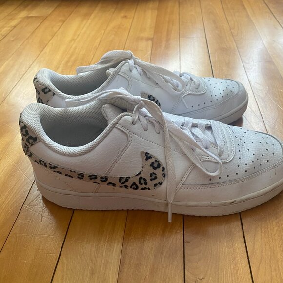 Women's Nike Court Vision Low Leopard Swoosh - White Size 10 - Picture 4 of 6